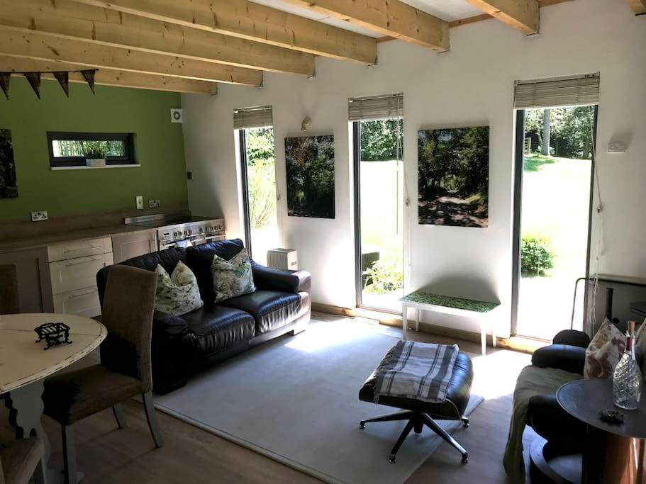 Log Cabin Rural Retreat In Beautiful Countryside Lapworth Extérieur photo
